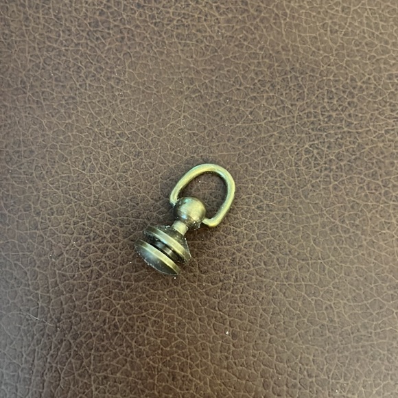 Gucci plus wristlet in creamy white - Picture 11 of 11